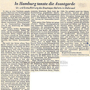 Leonie Dotzler-Möllering berichtet als Tanzkritikerin der „Lübecker Nachrichten“  über die Uraufführung von Gerhard Bohners „machen–opfern“ und die Erstaufführung von Glen Tetleys „Circles“ aus Hamburg, 15. Dezember 1971.