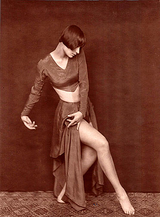 Yvonne Georgi tanzt ‚Tijuca‘ zu Musik von Darius Milhaud, ca. 1929